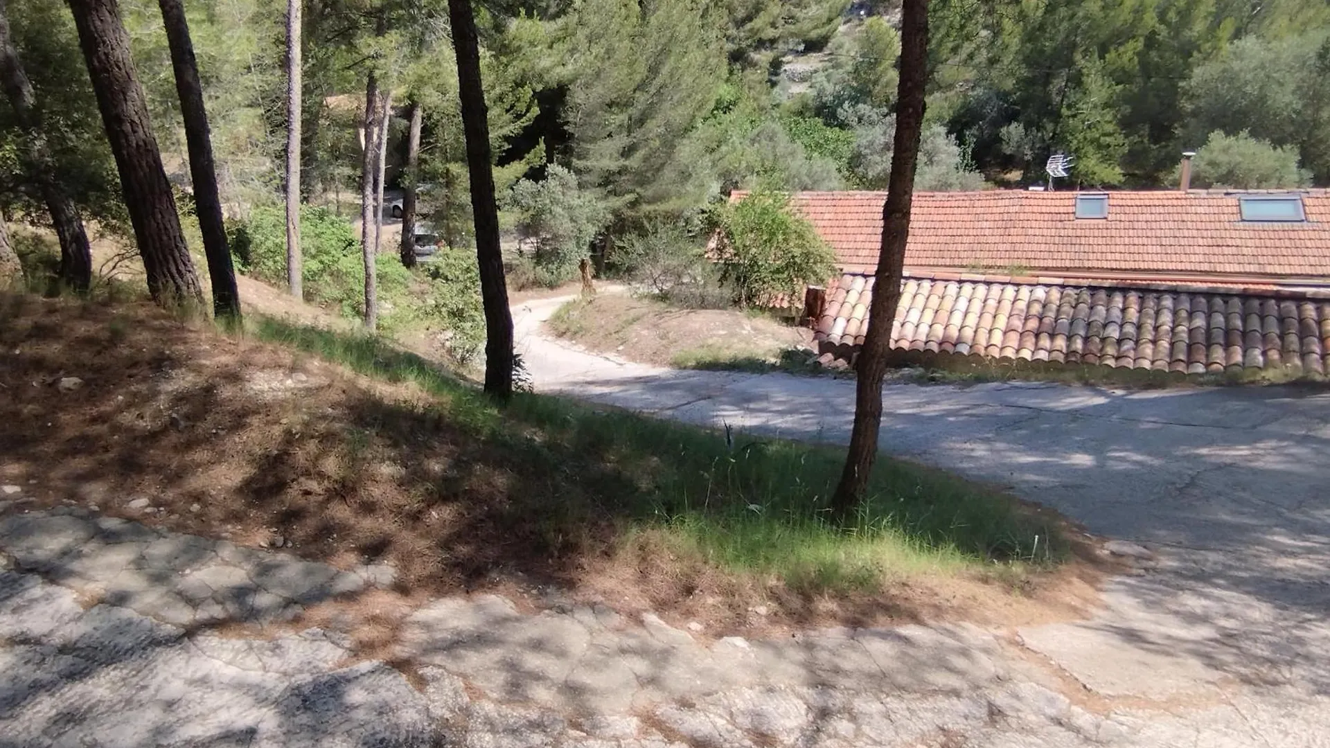 Gite Renove Calanque La Vesse Le Rove