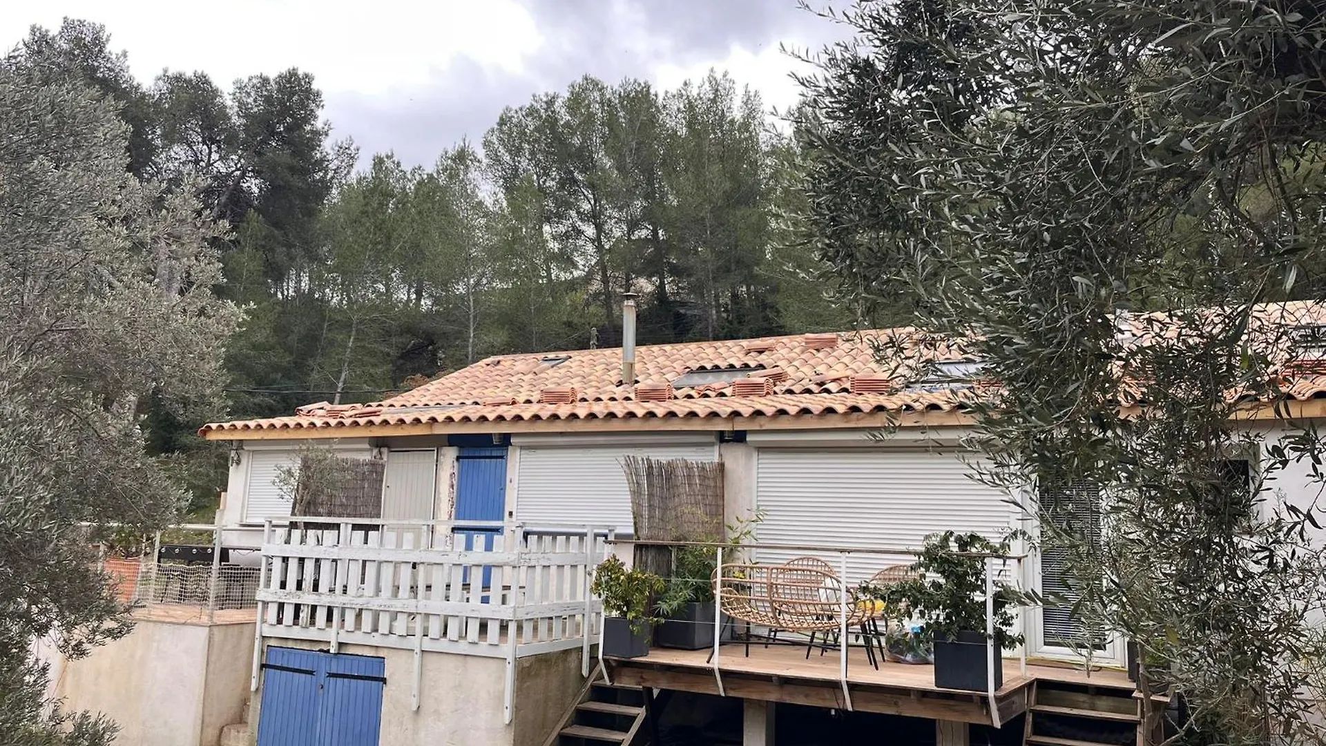別荘 Gite Renove Calanque La Vesse Le Rove フランス